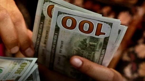 علت فروش دلار زیرقیمت در بازار فردوسی