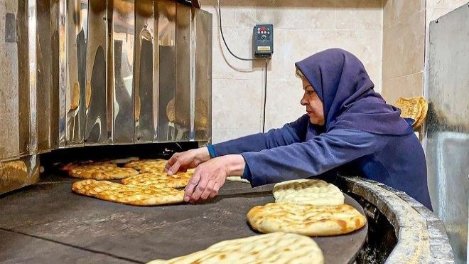 نانواها پول موتور برق ندارند، سوخت هم نامشخص است