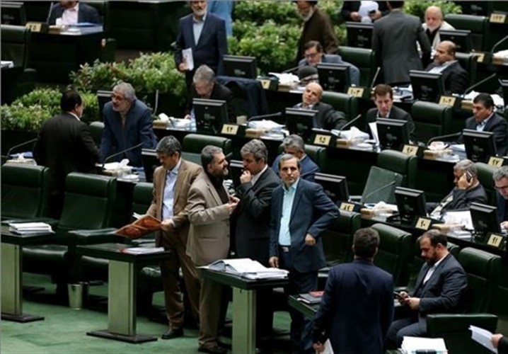 تبلیغ کالاهای خارجی در رسانه ملی و مطبوعات ممنوع شد