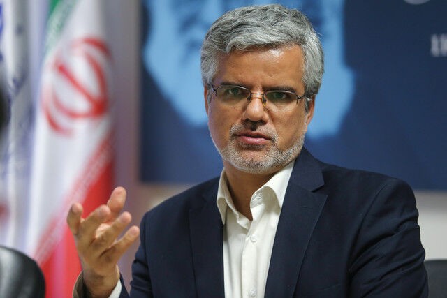 اعتراض نماینده تهران به روند رأی گیری حقوقدانان شورای نگهبان