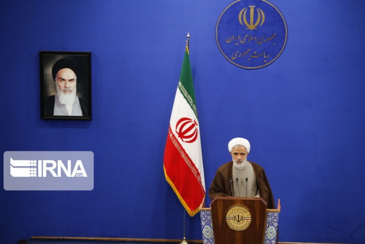 اعضای مجمع برای رد لوایح FATF تحت فشار پیامکها هستند