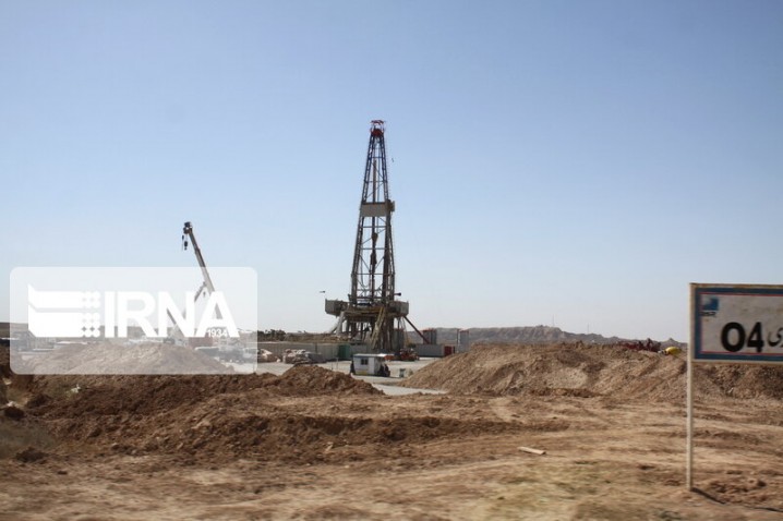 افزایش تولید نفت از میدان مشترک آذر تا پایان سال