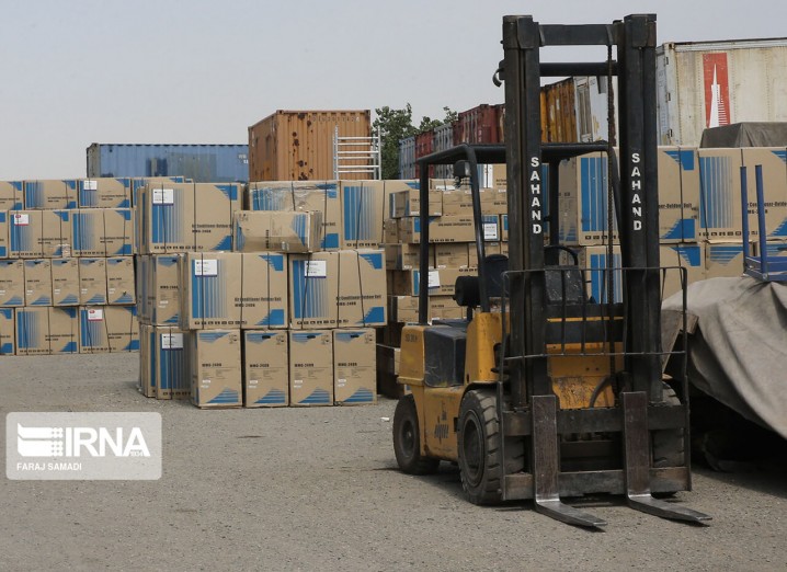 برخورد با ورود قطعات کالاهای کرهای به کشور