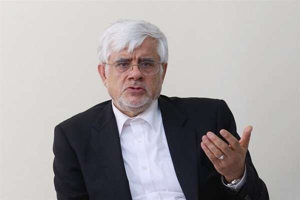 عارف: بخش‌هایی از اصولگرایان اعتقاد جدی به مشارکت حداکثری مردم در انتخابات ندارند