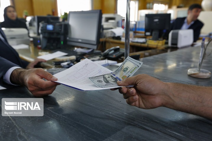 باز نگرداندن ارز صادراتی منجر به تعلیق کارت بازرگانی میشود