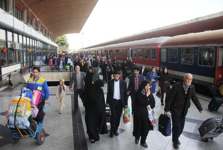 پیشفروش بلیت قطارهای مسافری آذرماه آغاز شد