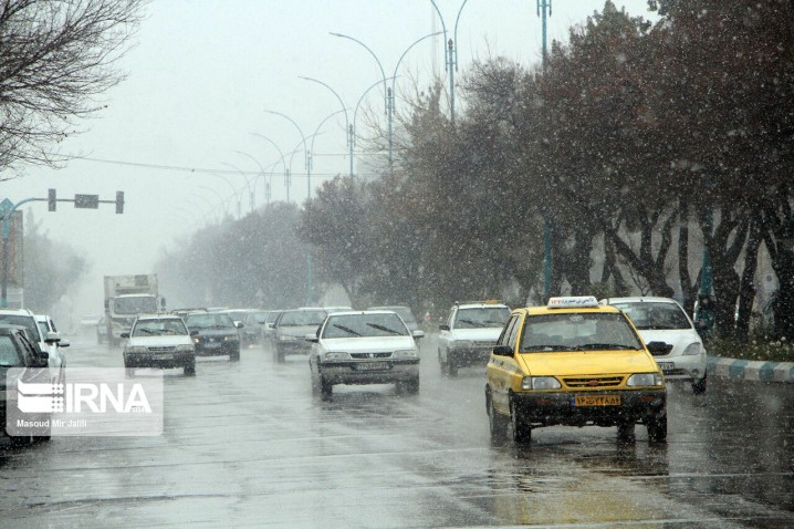 بارش برف و باران در ۲۸ استان کشور/ افزایش دما در سواحل خزر