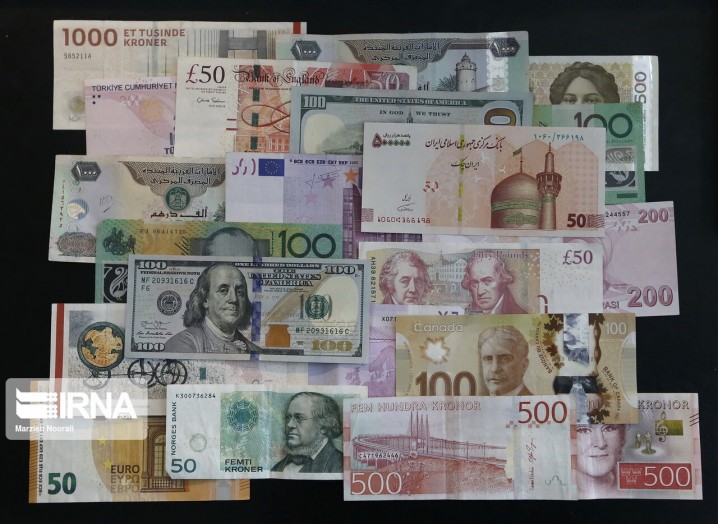 ضرورت تغییر مسیر ارز ۴۲۰۰ تومانی