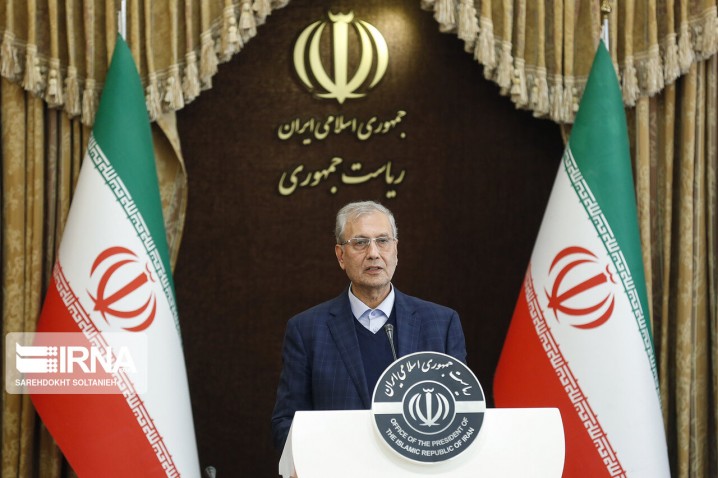 ربیعی: علاوه بر کرونا باید بر ویروس تحریم هم غلبه کنیم