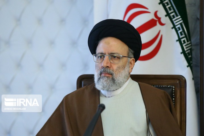 با صاحبان کسب وکارهای متضرر از کرونا و وضعیت اقتصادی کشور باید مدارا کرد