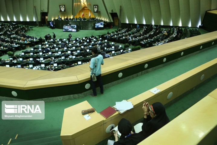 مجلس یازدهم در آزمون قانونگرایی و شفافیت