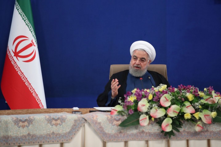 چرا روحانی میگوید واقعیتها را به مردم بگوییم