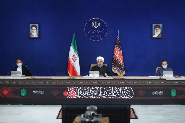 روحانی: اولویت دولت آموزش حضوری با رعایت پروتکلهای بهداشتی است