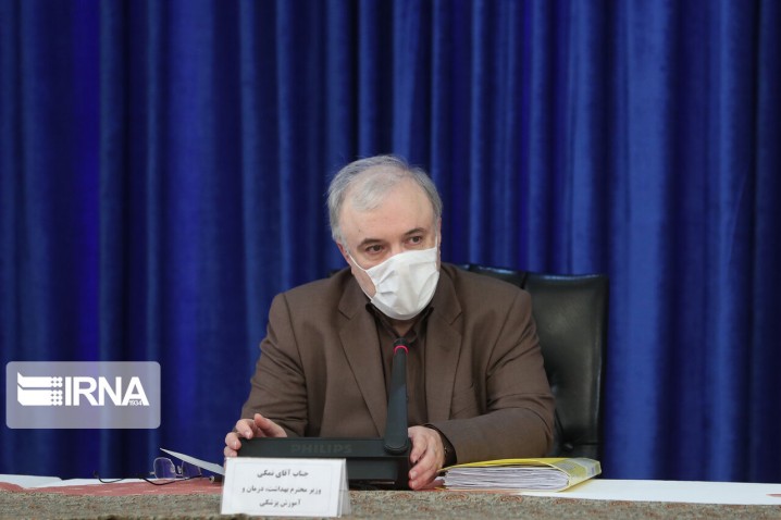 نمکی: نیازمند ایستادگی بر رعایت پروتکلها هستیم