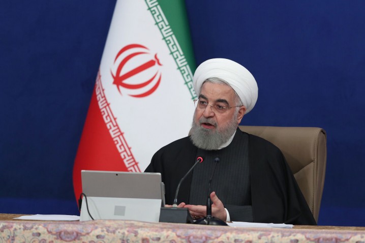 روحانی: موج سوم را سریعتر از آنچه پیشبینی میشد، مهار کردیم