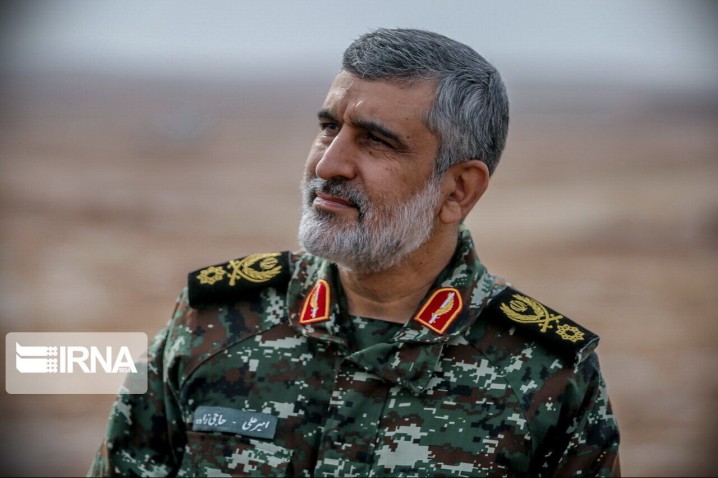 سردار حاجیزاده: پهپادهای ایران خاری برچشم دشمنان شده است