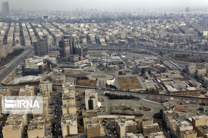 همه شهروندان تهرانی به نوبت مشمول محدودیت برق میشوند