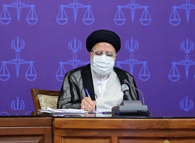رئیسی: مستقل به صحنه انتخابات ۱۴۰۰ آمدهام