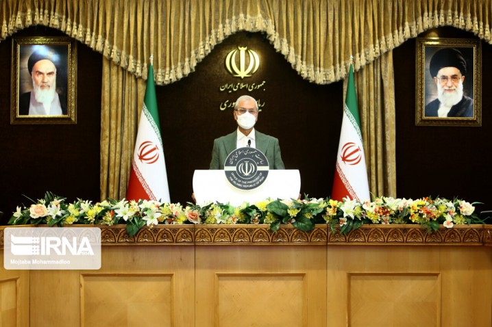 ربیعی: دولت حداقلی نمیتواند مطالبات حداکثری را پیگیری کند