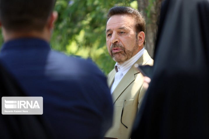 واعظی: اقدامات ترامپ را فراموش نکنید/ دولت را با روی خوش تحویل میدهیم