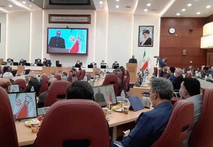 وزیر بهداشت: قرنطینه هوشمند در کشور عملیاتی میشود
