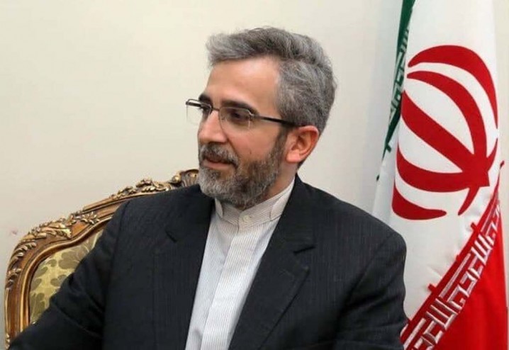 آغاز رایزنیهای دیپلماتیک باقری در وین
