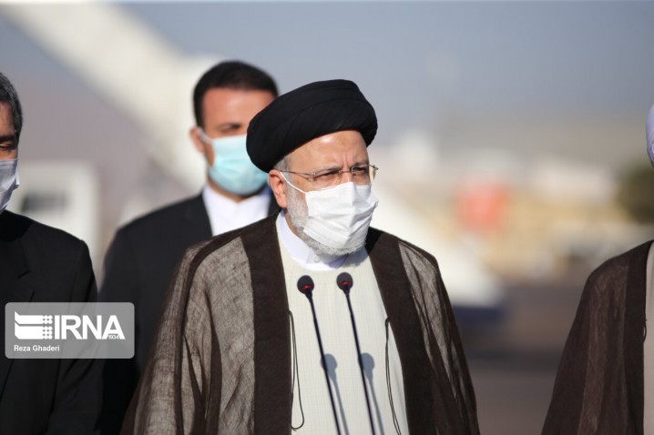 رئیسجمهوری از کارخانه تعطیل آزمایش مرودشت فارس بازدید کرد
