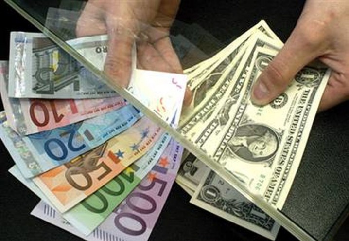برطرف شدن نگرانی های مردم با صحبتهای رئیسجمهور/ اصلاح ارز۴۲۰۰ تومانی میدان لجبازی سیاسی نیست