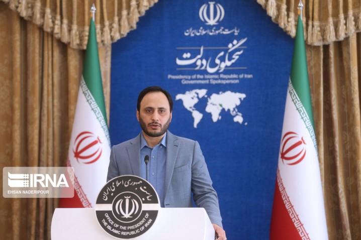 تیم مذاکرهکننده ذرهای از اصول ۹گانه مورد تأکید رهبر انقلاب تخطی نمیکند