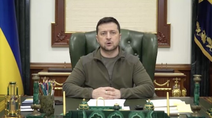 زلنسکی: روسیه مانع خروج غیرنظامیان از اوکراین میشود