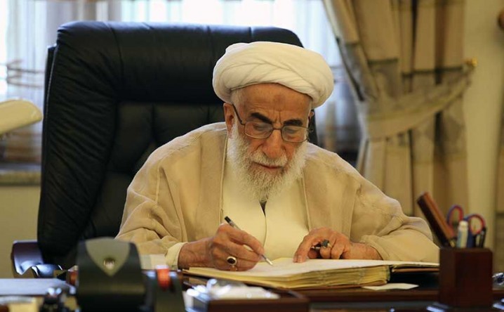 آیتالله جنتی به عنوان دبیر شورای نگهبان ابقا شد