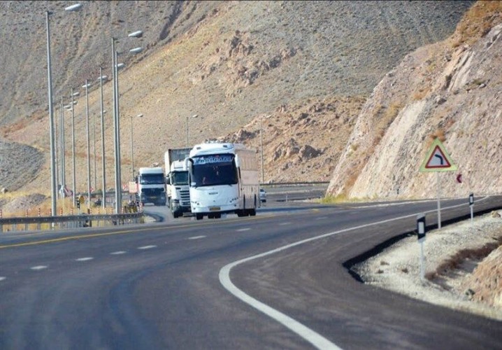 بازگشت آرامش به جادههای کشور/ ترافیک پرحجم در ورودی کلان شهرها