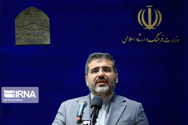 رسانهها در جبهه جنگ نرم با تقویت ابزار خودنمایی کنند