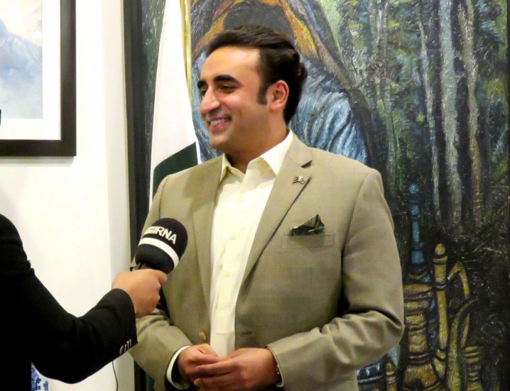 وزیرخارجه پاکستان: تعامل دوجانبه و دیپلماسی اقتصادی با ایران را تقویت میکنیم