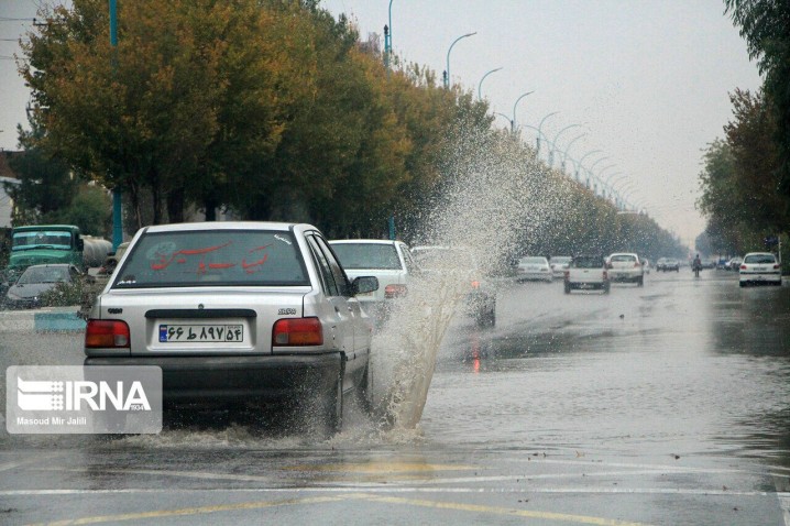 بارش برف و باران در ۱۲ استان/ هوای تهران و کرج تا اواسط هفته آلوده است