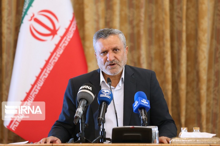 مرتضوی:راهبرد دولت تأمین درمان رایگان است/ استقلال صندوقهای بازنشستگی ضروری است