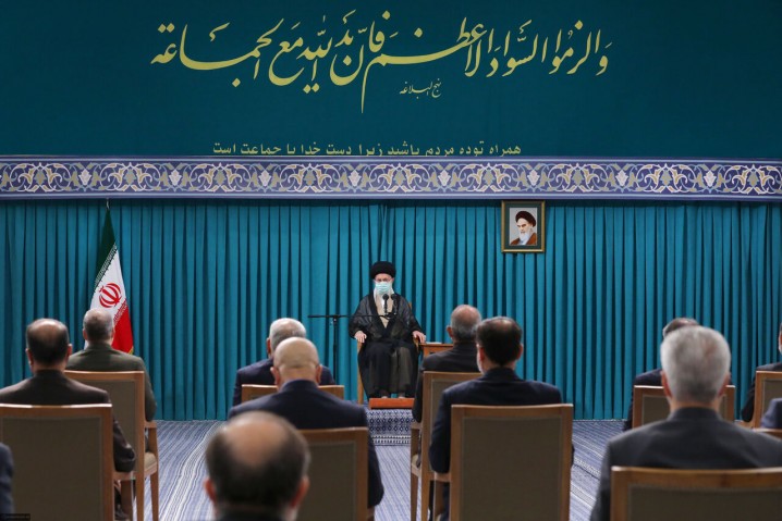 رئیسجمهور و اعضای هیأت دولت با رهبر انقلاب دیدار کردند