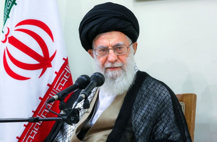 رهبر معظم انقلاب برای رییس جمهور در آستانه سفر به نیویورک آرزوی توفیق کردند