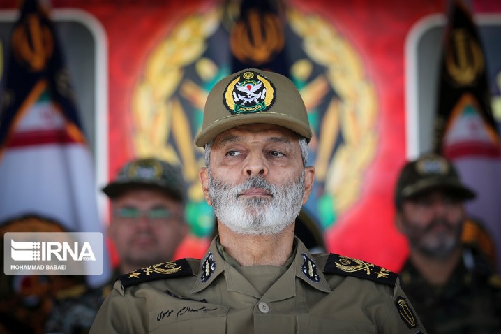 هشدار سرلشکر موسوی به دشمنان/ شمشیر برّان نیروی هوافضا گردن دشمن را قطع کرد