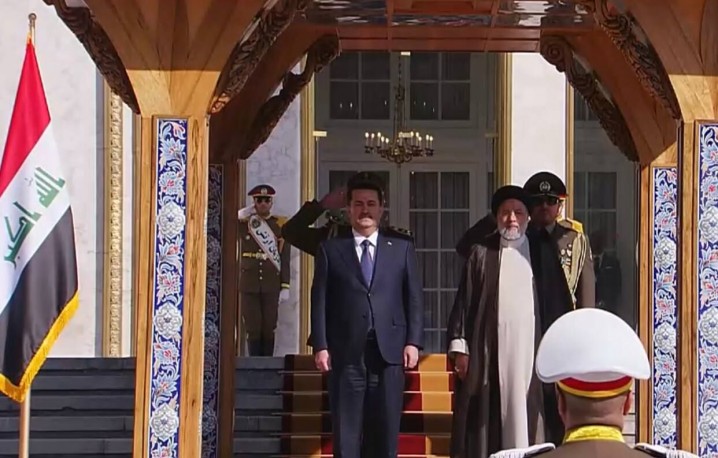 نخست وزیر عراق مورد استقبال رسمی آیتالله رئیسی قرار گرفت
