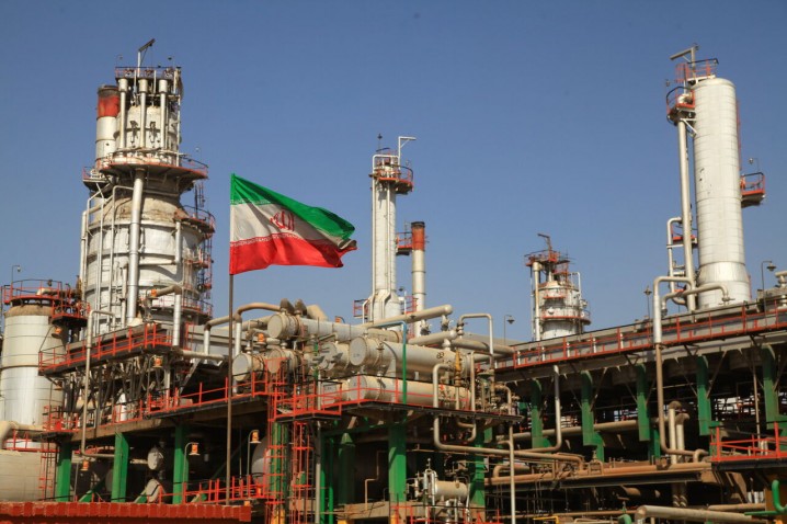احتمال شنیدن صدایهای مهیب در پی راهاندازی مجتمع هیدروکراکر پالایشگاه آبادان