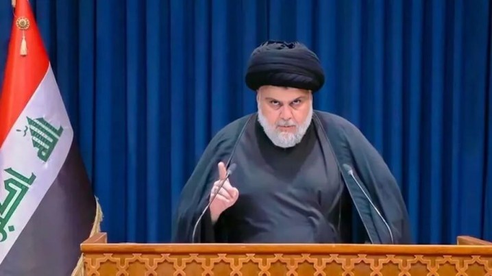 مقتدا صدر: آمریکا دشمن دموکراسی و صلح است/ محکومیت تعدی به مقدسات مسلمانان