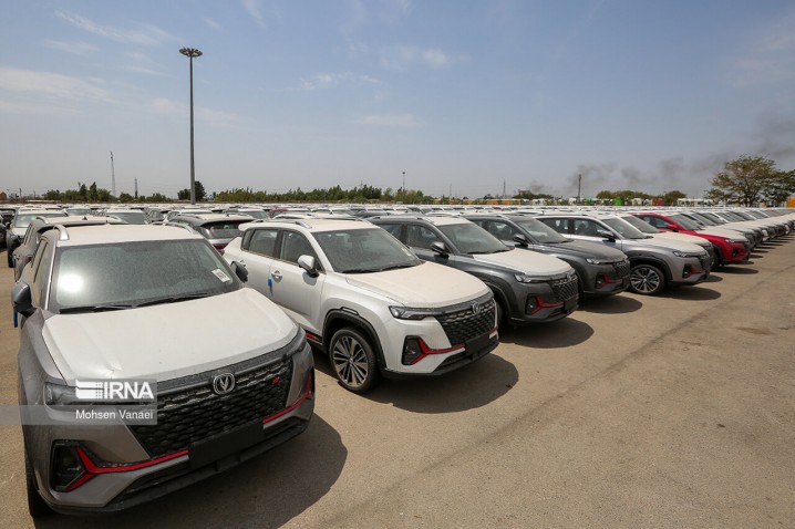 گمرک: ارزش گذاری خودروهای وارداتی توسط وزارت صمت انجام می شود