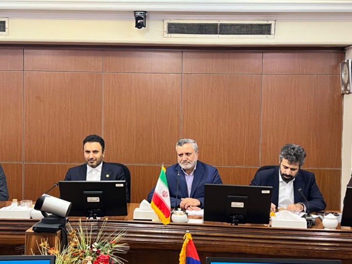 ایران و ارمنستان در مورد توسعه همکاریهای حوزه کار تفاهمنامه امضا کردند