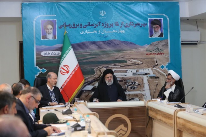 آیتالله رئیسی: تنش آبی ۳۵۰۰ روستای کشور در دولت سیزدهم برطرف شد