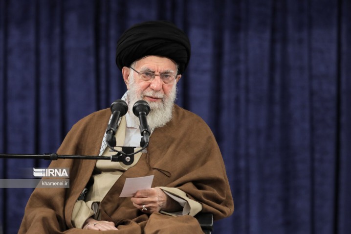 دیدار رهبر انقلاب با مردم استانهای کرمان و خوزستان آغاز شد