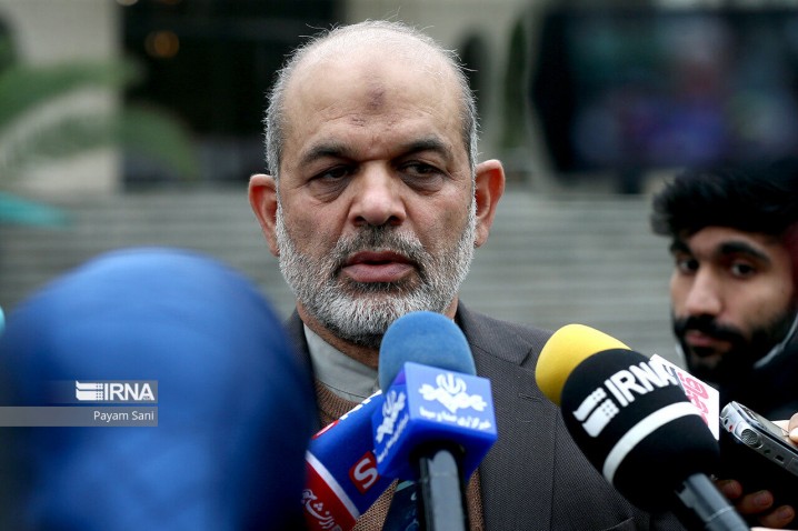 وحیدی: سهمیه آرد نانواییها براساس میزان مصرف تعیین میشود