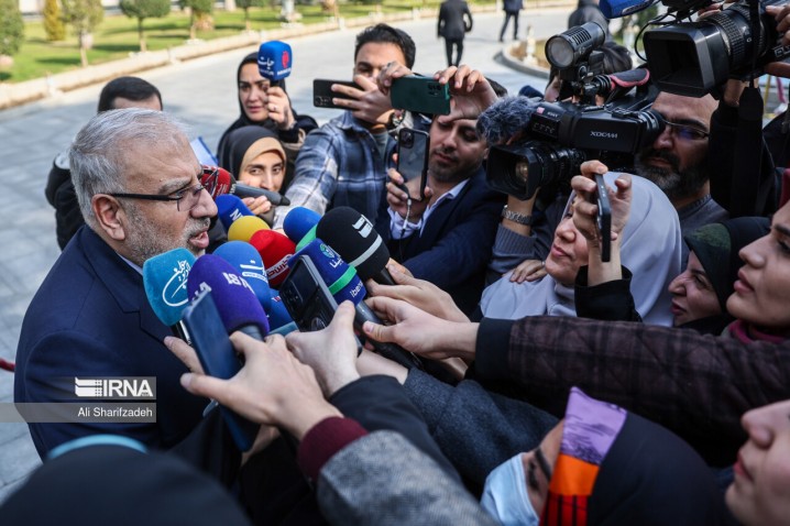 اوجی: در سال جدید سوخت گیری فقط از طریق کارت سوخت خودرو انجام میشود