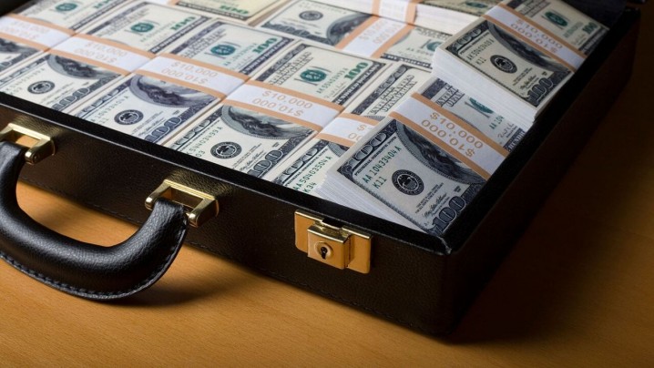 ۶۲ شبکه قاچاق ارز و اخلال در نظام ارزی با گردش مالی، ۶ میلیارد یورو کشف شد