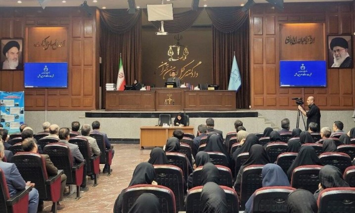 دادگاه رسیدگی به پرونده دادخواهی خانوادههای شهدای خاش برگزار شد